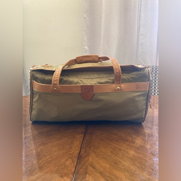 hartmann Other - Vintage Hartmann Nylon/Leather Unisex Duffle Bag